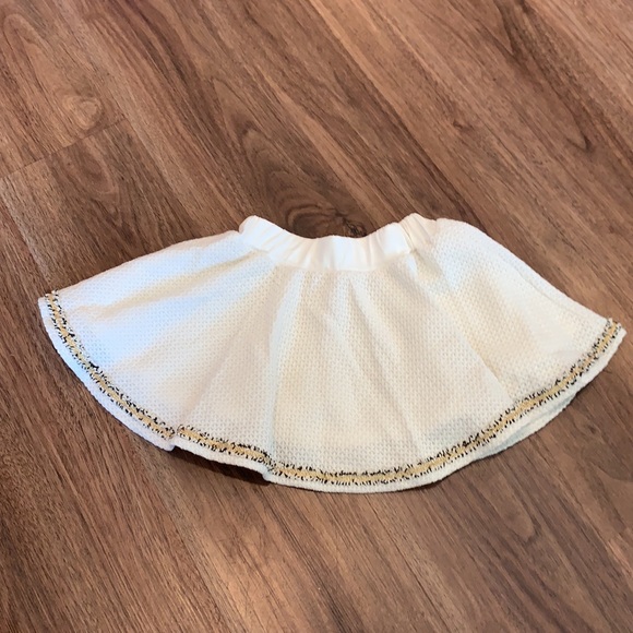 Two piece fancy outfit- size- 2-3T - Picture 8 of 10